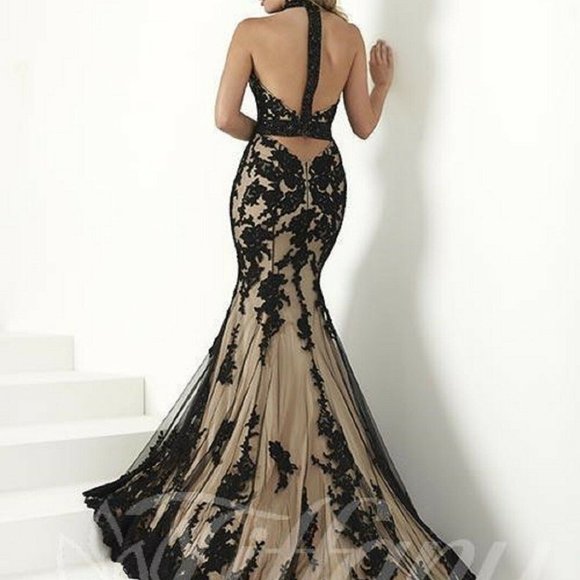 Stunning Ivory Lace & Blue Embellishments Formal Evening Gown… - Picture 15 of 15